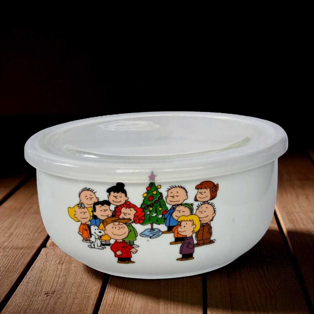 Peanuts Snoopy Christmas Pressure Lid Food Storage Container Bowl Ceramic Medium